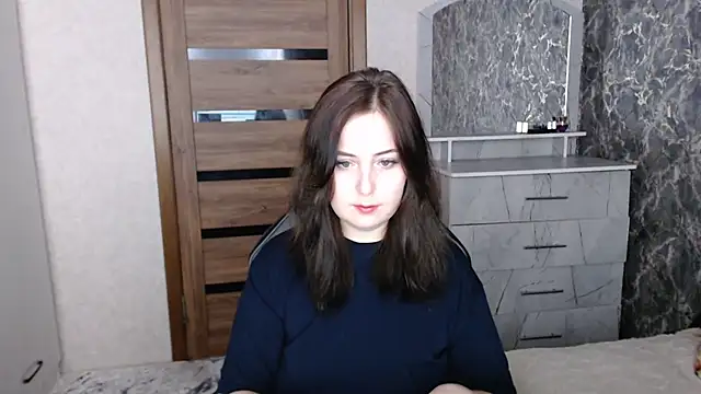 Kristy-Max online show from December 20, 2025, 9:55 pm