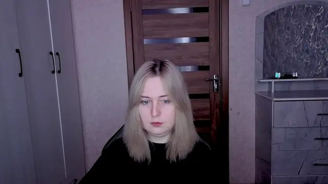 Kristy-Max online show from February 13, 2026, 7:59 am