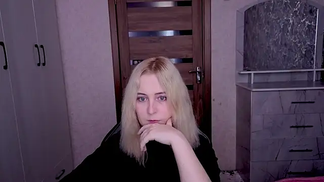 Kristy-Max online show from March 17, 2026, 5:33 am