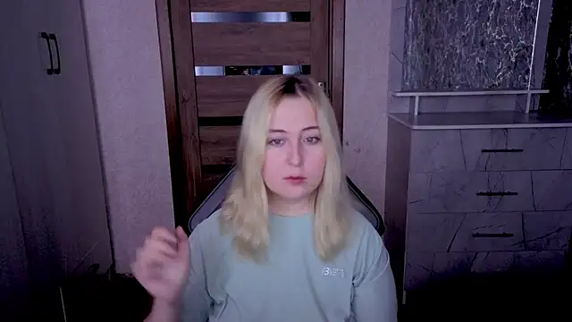 Kristy-Max online show from May 14, 2026, 8:26 pm
