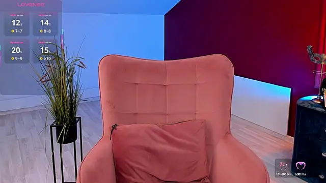 Snapshot of CherieDane chatting on October 10, 2025, 12:15 pm CherieDane online show from October 10, 2025, 12:15 pm