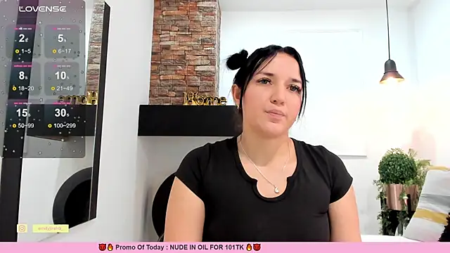  EmilyJireh  online show from February 11, 2025, 7:16 pm