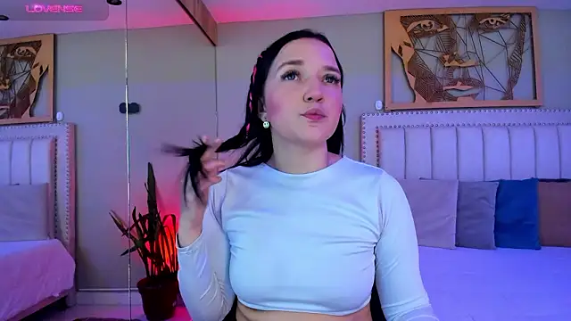 Snapshot of _EmilyJireh_ chatting on March 5, 2026, 7:21 pm EmilyJireh online show from March 5, 2026, 7:21 pm