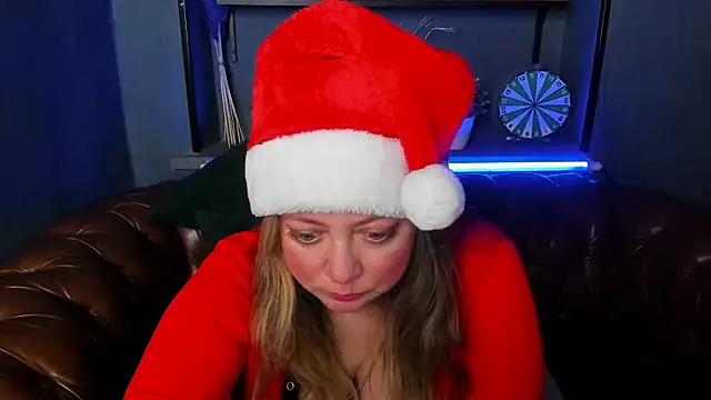 JesiaFoxi online show from January 1, 2025, 4:18 pm