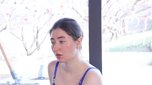 GentleSparkMay online show from December 6, 2024, 9:10 am