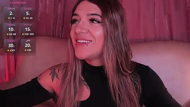 ashleyvalirya online show from January 16, 2026, 4:16 am