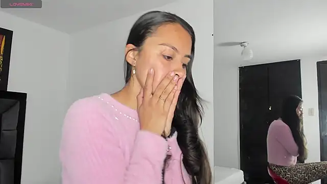 tatiana valencia online show from January 31, 2025, 12:29 pm