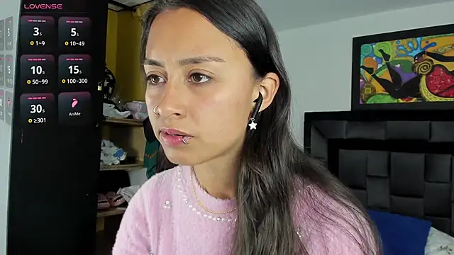 tatiana valencia online show from March 1, 2025, 2:55 pm