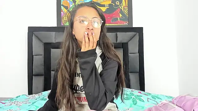 tatiana valencia online show from March 13, 2025, 12:35 pm