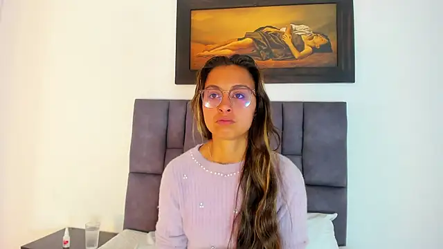 tatiana valencia online show from May 6, 2026, 12:32 pm