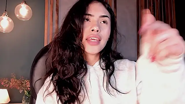 Giovanna oliveira online show from February 26, 2026, 5:06 am