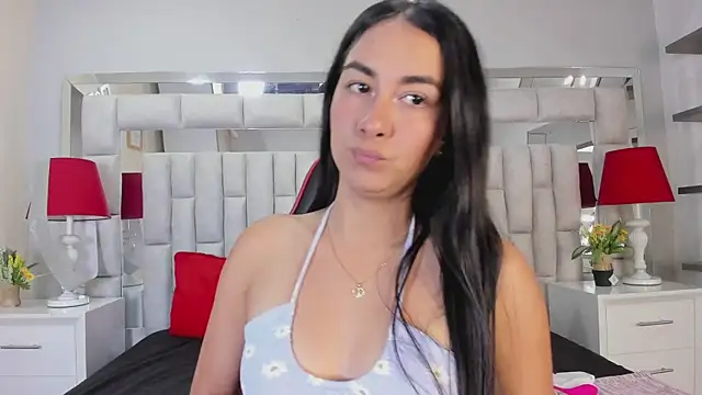 Snapshot of lyzzi_smith01 chatting on September 22, 2025, 7:38 pm lyzzi smith01 online show from September 22, 2025, 7:38 pm