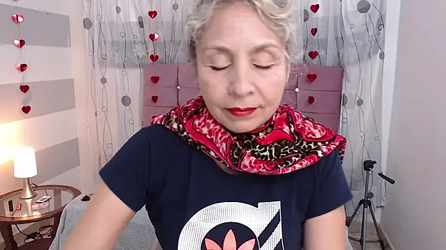Snapshot of Afrodita_sg chatting on February 17, 2025, 8:15 pm Afrodita sg online show from February 17, 2025, 8:15 pm
