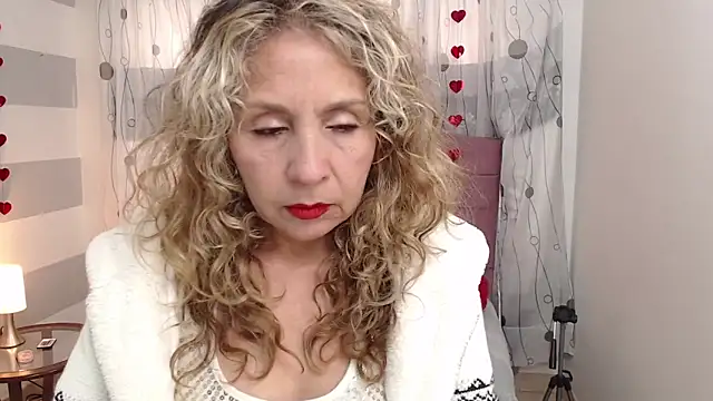 Snapshot of Afrodita_sg chatting on March 8, 2025, 4:50 pm Afrodita sg online show from March 8, 2025, 4:50 pm