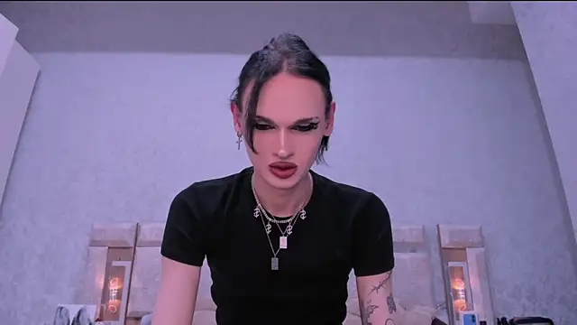 CHERLYBAY online show from January 8, 2026, 8:55 pm