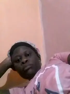 Snapshot of ZIPORA07 chatting on February 19, 2025, 11:46 pm ZIPORA07 online show from February 19, 2025, 11:46 pm