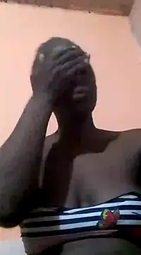 Snapshot of ZIPORA07 chatting on February 22, 2025, 12:49 am ZIPORA07 online show from February 22, 2025, 12:49 am