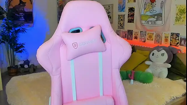 Sunny Elly online show from January 27, 2025, 9:23 am