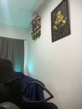 cristofer 988 online show from June 11, 2026, 11:14 pm