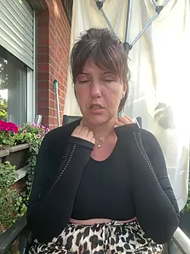 NatiLove35 online show from July 21, 2026, 5:43 am
