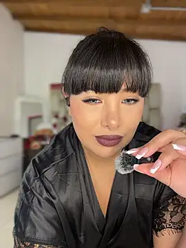 Alexa Miss online show from November 10, 2025, 7:13 pm