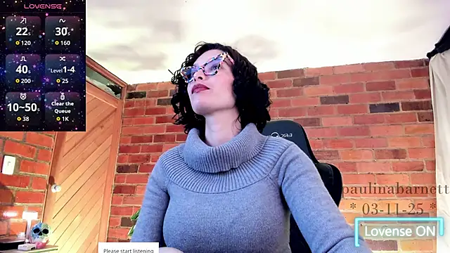 paulinabarnett- online show from November 4, 2025, 2:43 am