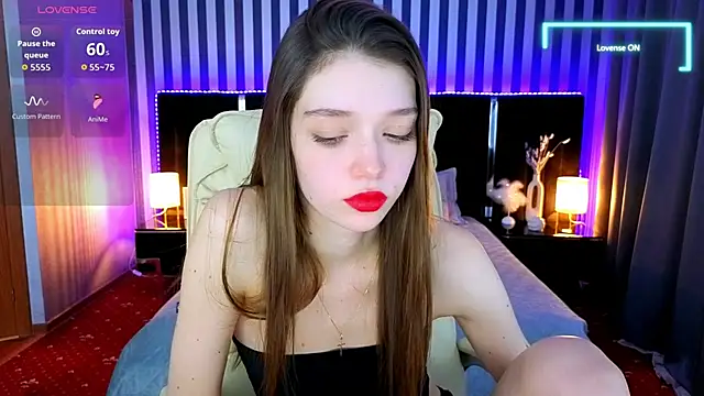 Snapshot of Cherry_Wipe chatting on October 27, 2025, 1:59 pm Cherry Wipe online show from October 27, 2025, 1:59 pm