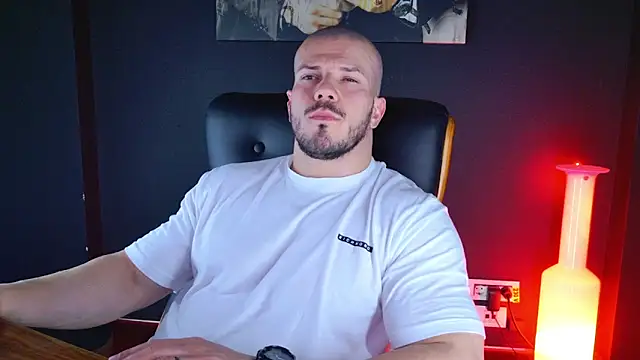 AngeloEric online show from January 7, 2025, 1:35 pm