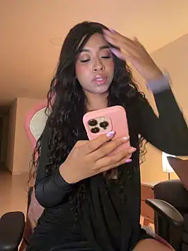 bella  honey online show from April 26, 2026, 2:09 am