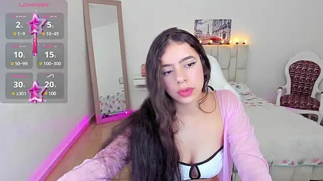 zoe turnner 18 online show from December 8, 2024, 11:46 am