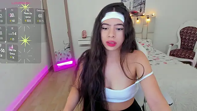 zoe turnner 18 online show from January 11, 2025, 11:23 am