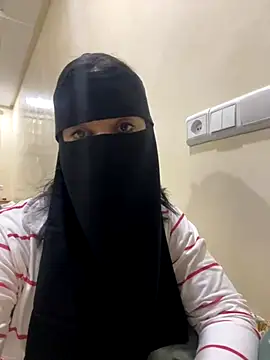 jijijoudia online show from September 29, 2025, 11:31 pm