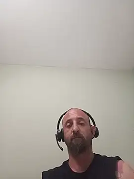 Snapshot of armdy371 chatting on July 11, 2026, 2:47 am armdy371 online show from July 11, 2026, 2:47 am
