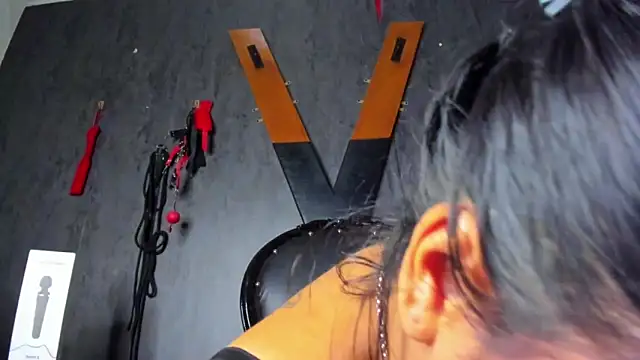 Carolina Arias online show from February 4, 2025, 8:38 pm