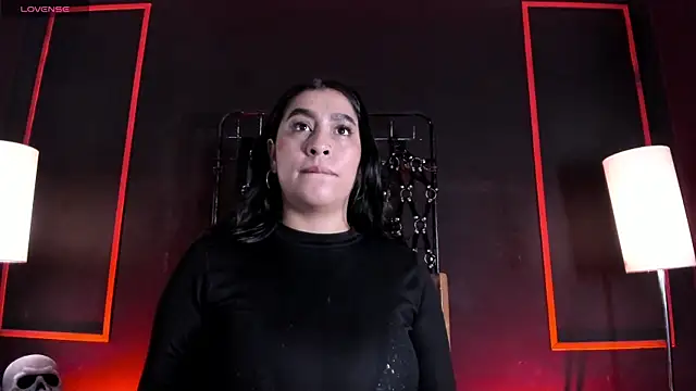 Carolina Arias online show from March 18, 2026, 8:01 pm