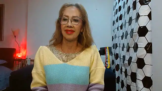 Snapshot of Canelita28 chatting on June 29, 2026, 12:39 am Canelita28 online show from June 29, 2026, 12:39 am