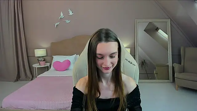 AshleyMillsss online show from December 4, 2024, 7:28 am