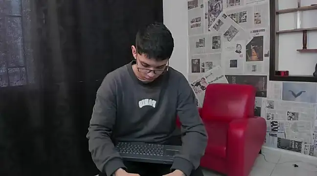 Magic boy20 online show from February 6, 2025, 7:29 pm