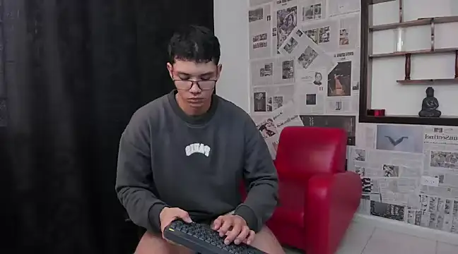 Magic boy20 online show from February 7, 2025, 10:30 pm