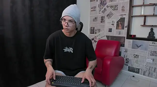 Magic boy20 online show from February 11, 2025, 7:38 pm