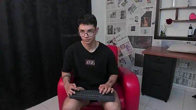 Magic boy20 online show from February 27, 2025, 10:53 pm