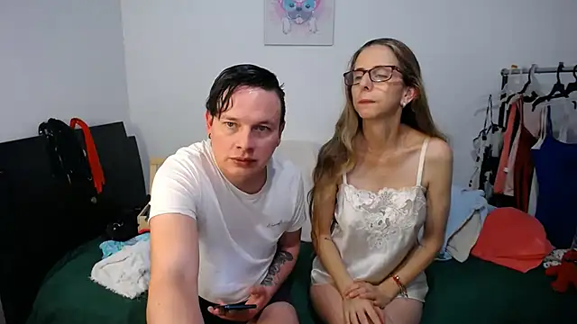 Snapshot of jade_and_jack chatting on March 8, 2025, 6:32 am jade and jack online show from March 8, 2025, 6:32 am