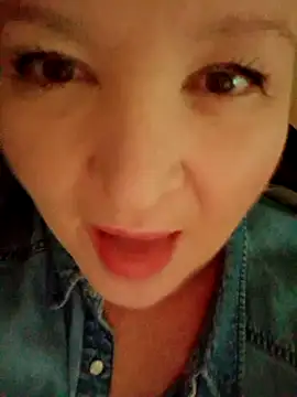 ForgetMeNot50 online show from February 18, 2025, 1:11 pm