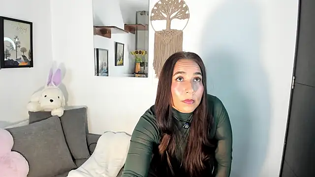 electra hunt online show from April 25, 2026, 1:19 am