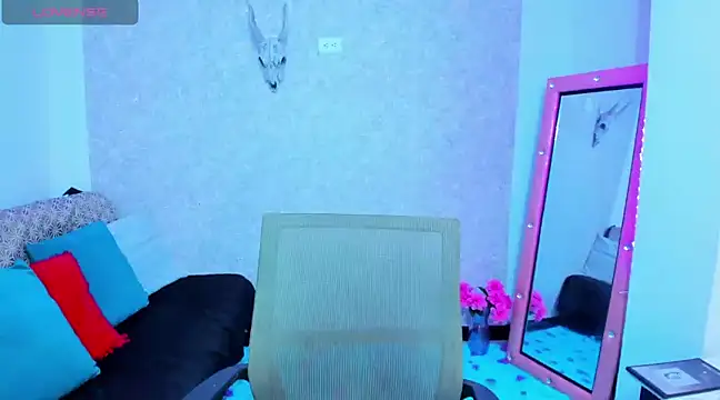 AliciaChelios online show from February 2, 2025, 9:34 pm