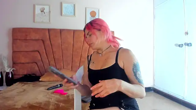 NIKI SANTANA online show from February 21, 2025, 3:45 am