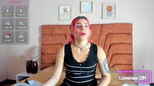 NIKI SANTANA online show from February 22, 2025, 3:56 am