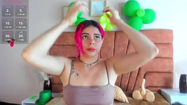 NIKI SANTANA online show from March 18, 2025, 4:04 am