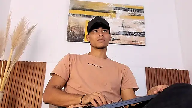 Snapshot of zander_2120 chatting on September 20, 2025, 1:23 pm zander 2120 online show from September 20, 2025, 1:23 pm