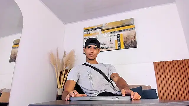 Snapshot of zander_2120 chatting on September 27, 2025, 1:05 pm zander 2120 online show from September 27, 2025, 1:05 pm